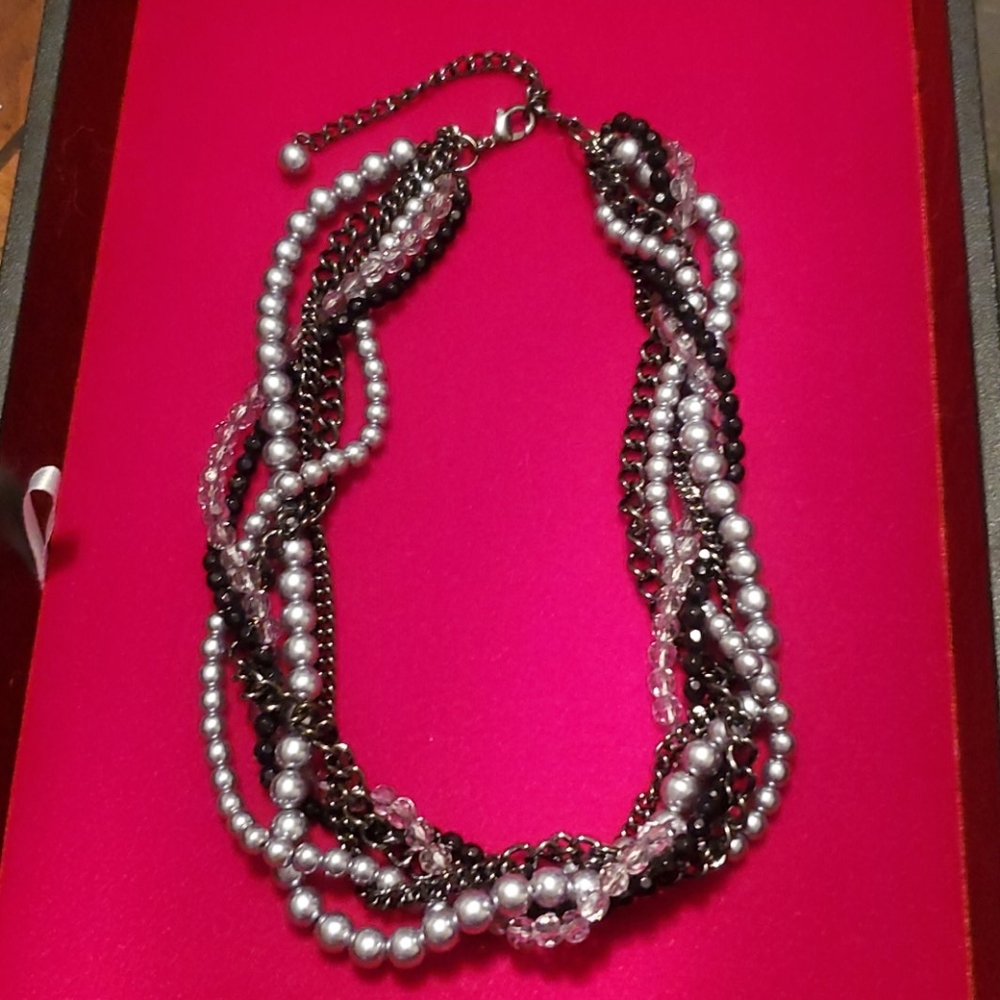 ELEGANT Necklace